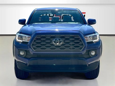 Used 2023 Toyota Tacoma TRD Off-Road image 2