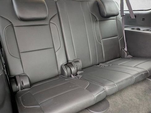 Used 2017 GMC Yukon XL SLT w/ Open Road Package image 22