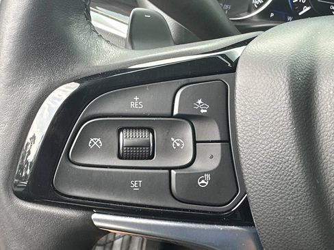 Used 2023 Buick Enclave Premium FWD image 27