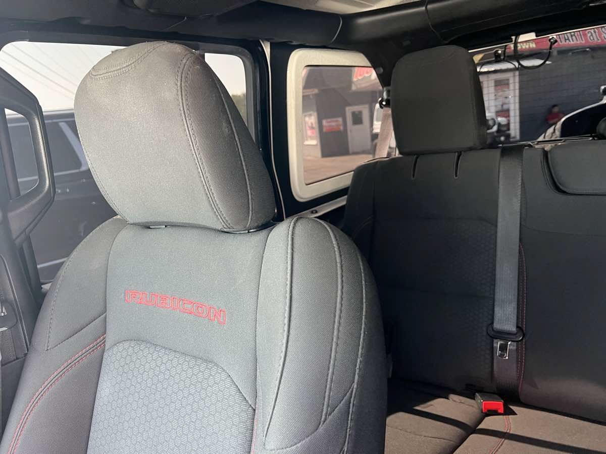 Used 2019 Jeep Wrangler Unlimited Rubicon AWD/4WD image 14