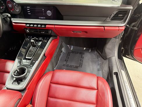 Used 2022 Porsche 911 Targa 4 image 16