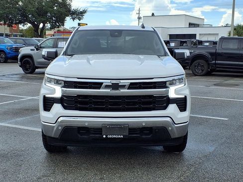 Used 2024 Chevrolet Silverado 1500 LT w/ True North Edition Plus AWD/4WD image 2