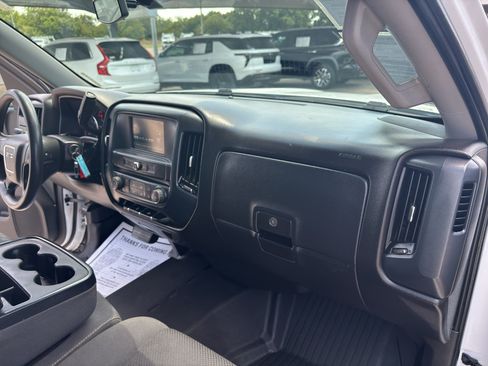 Used 2018 GMC Sierra 1500 2WD Regular Cab image 17