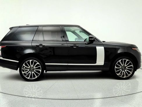 Used 2019 Land Rover Range Rover Supercharged AWD/4WD image 4