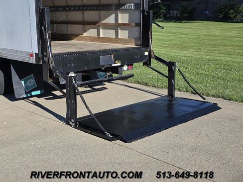 Used 2019 Ford E-350 and Econoline 350 Super Duty w/ Power Windows & Locks Group RWD image 7