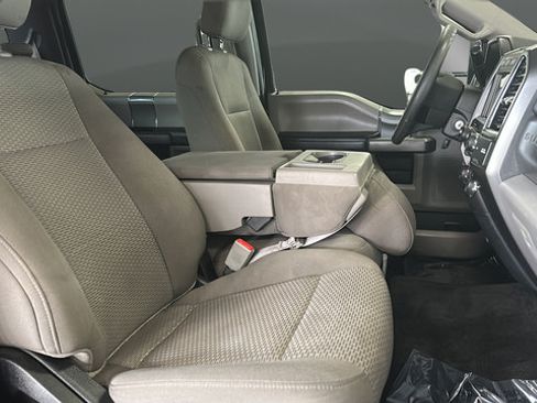 Used 2017 Ford F350 XLT w/ XLT Premium Package AWD/4WD image 22