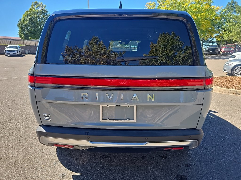 Used 2023 Rivian R1S Adventure Dual AWD/4WD image 4