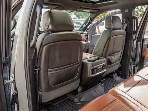 Used 2024 GMC Sierra 2500 Denali Ultimate image 33