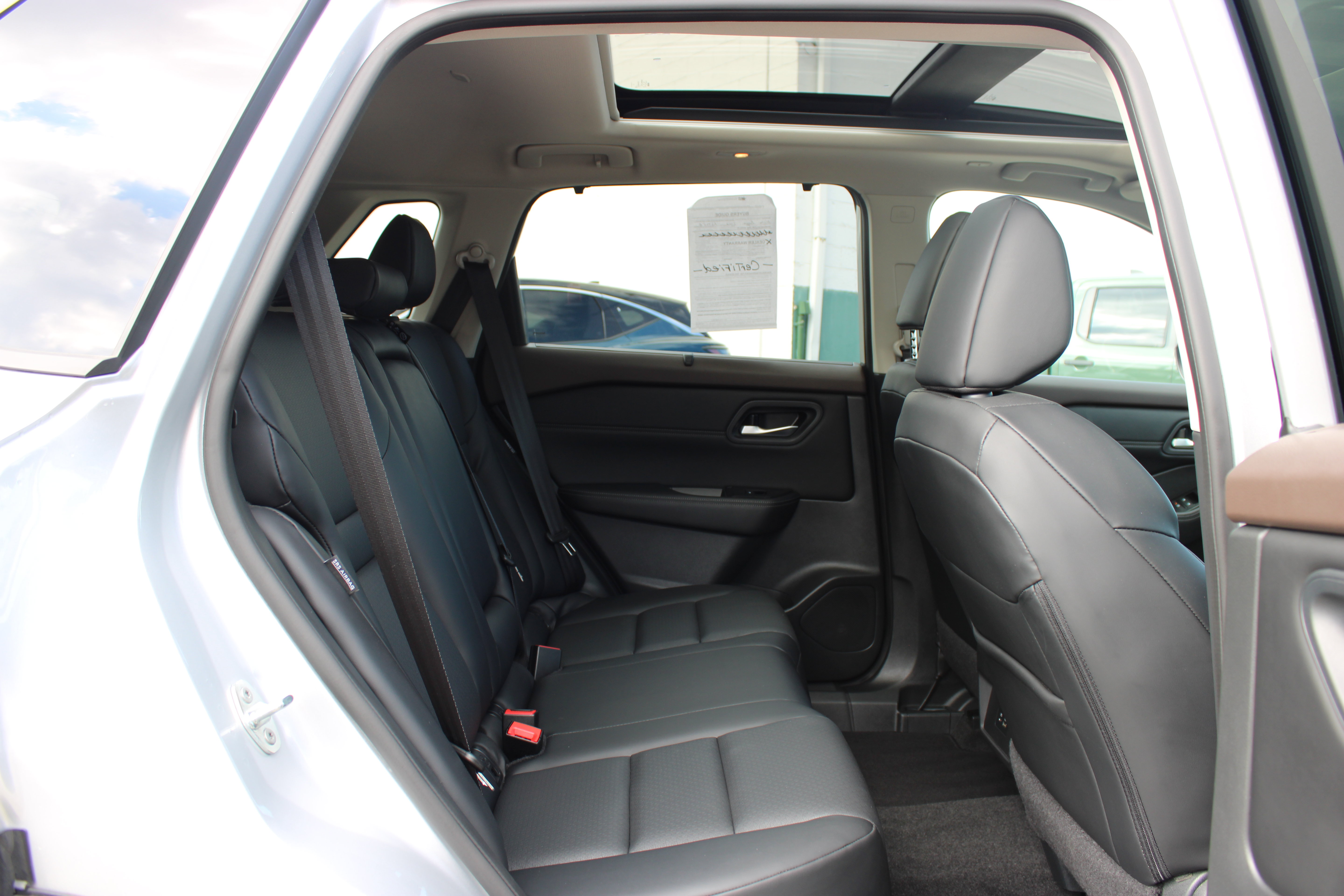 Certified 2023 Nissan Rogue SV w/ SV Premium B Package AWD/4WD image 16