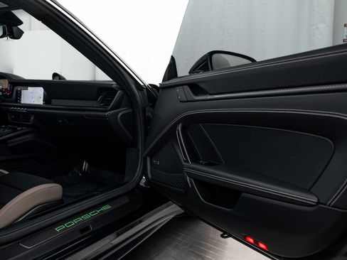 Certified 2026 Porsche 911 GT3 RWD image 12