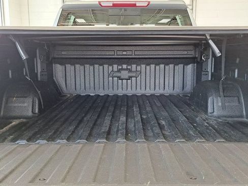 Used 2025 Chevrolet Silverado 1500 LT AWD/4WD image 31