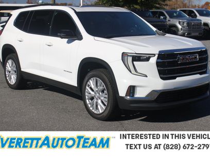 New 2025 GMC Acadia Elevation w/ Elevation Premium Package