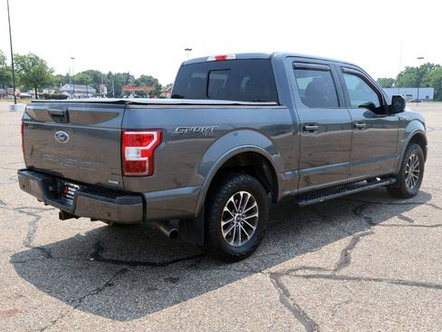Used 2018 Ford F150 XLT w/ Equipment Group 302A Luxury AWD/4WD image 9