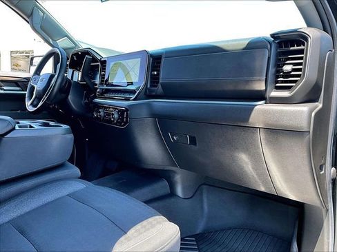 Used 2023 Chevrolet Silverado 1500 RST AWD/4WD image 14