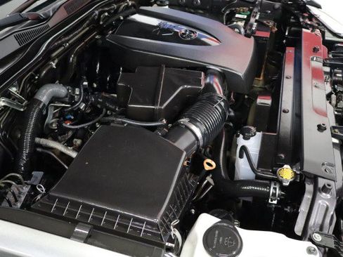 Used 2017 Toyota Tacoma SR5 w/ Tow Package RWD image 66