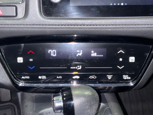 Used 2019 Honda HR-V EX image 24