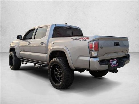 Used 2020 Toyota Tacoma TRD Sport w/ TRD Premium Sport Package image 8
