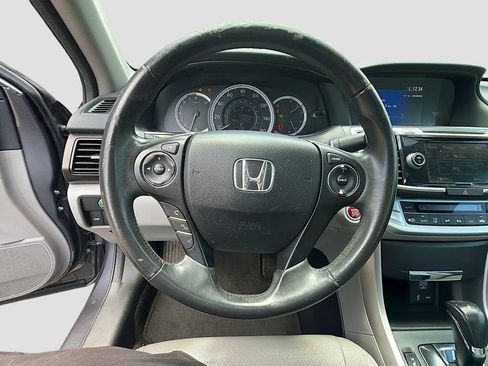 Used 2015 Honda Accord EX-L image 34