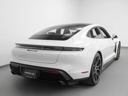 New 2025 Porsche Taycan 4S AWD/4WD image 12