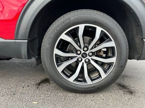 Used 2023 Ford Explorer ST-Line image 12