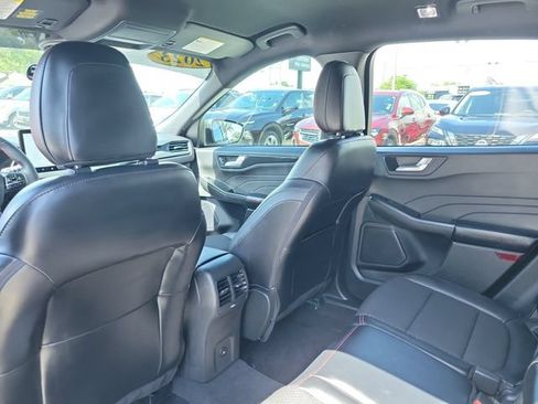 Used 2023 Ford Escape ST-Line w/ Tech Pack #1 AWD/4WD image 15