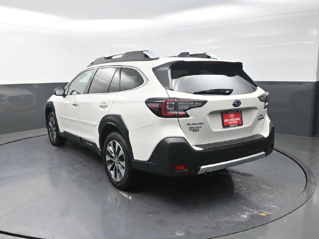 Used 2025 Subaru Outback Touring XT AWD/4WD image 6