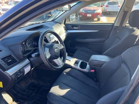 Used 2011 Subaru Outback 2.5i image 17