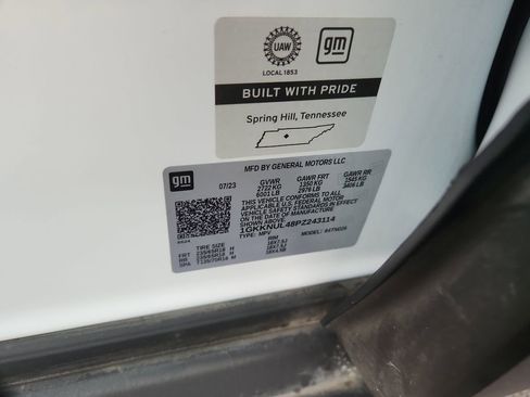 Used 2023 GMC Acadia SLT image 21