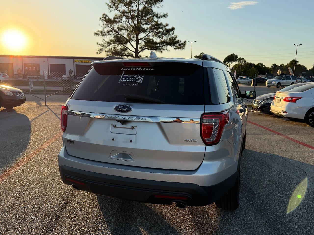 Used 2017 Ford Explorer 4WD image 14