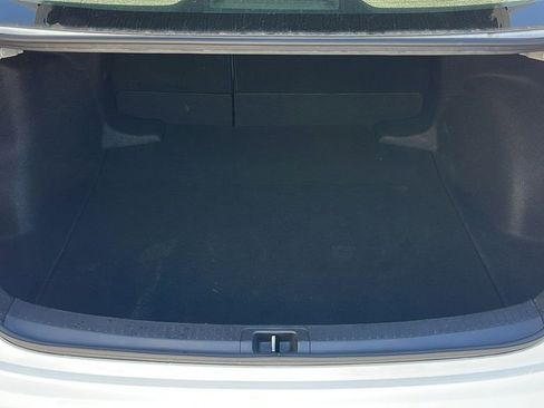 Used 2023 Toyota Corolla SE image 11