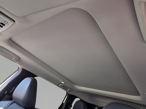 Used 2024 Mitsubishi Outlander SE FWD image 16