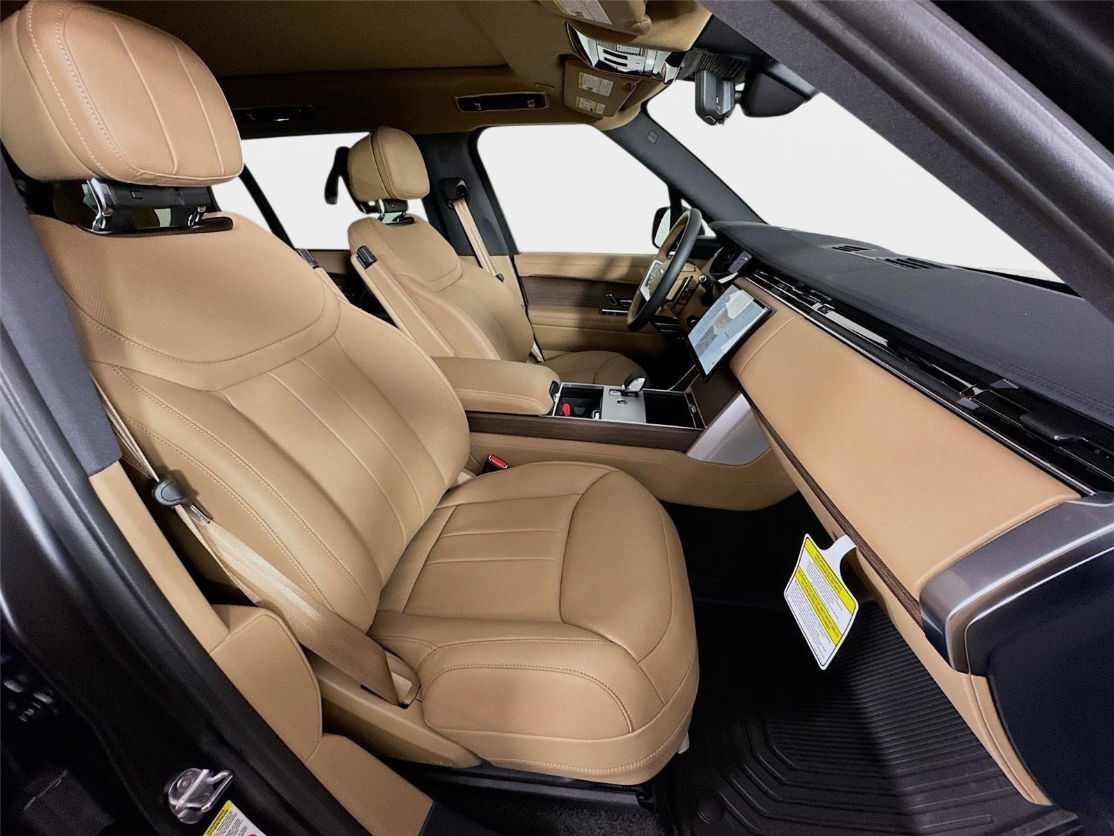 New 2026 Land Rover Range Rover Long Wheelbase SE AWD/4WD image 30