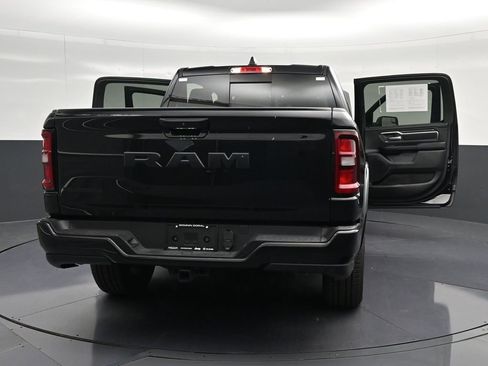 Used 2025 RAM 1500 Big Horn RWD image 35