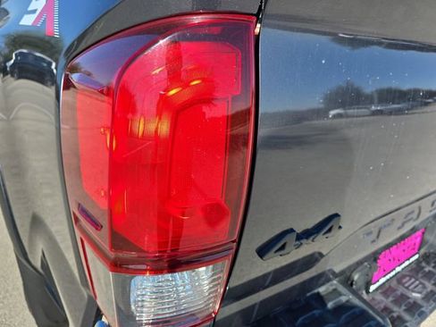 Used 2023 Toyota Tacoma SR image 31