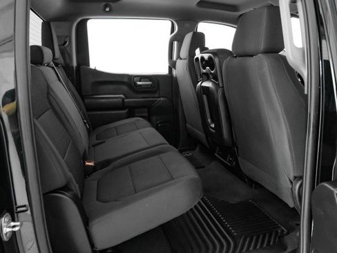 Used 2019 Chevrolet Silverado 1500 Custom w/ Custom Value Package image 32