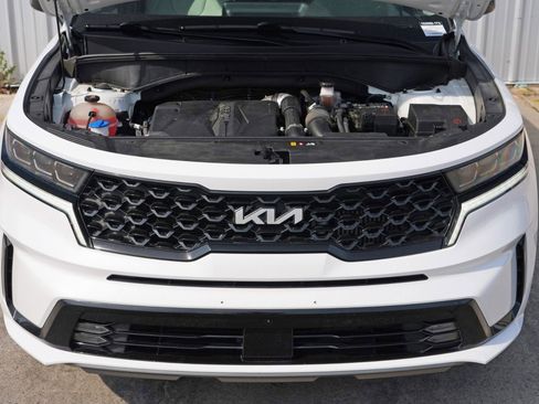 Used 2022 Kia Sorento SX image 7