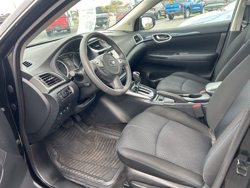 Used 2017 Nissan Sentra SR w/ Protection Package image 9