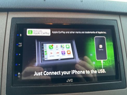 Used 2016 Ford F250 XLT w/ XLT Premium Package image 35