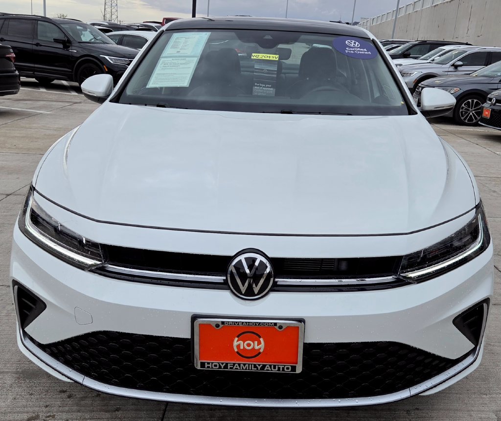 Certified 2026 Volkswagen Jetta SEL FWD image 4
