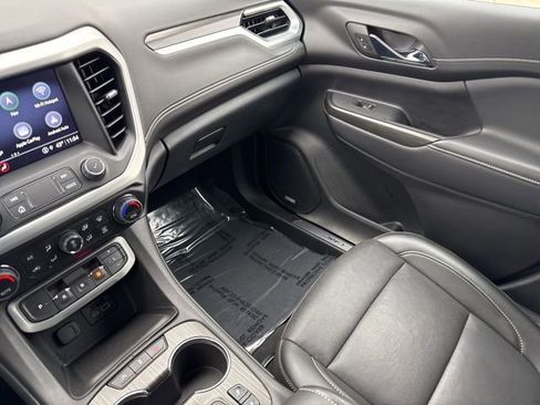 Used 2023 GMC Acadia SLT FWD image 45