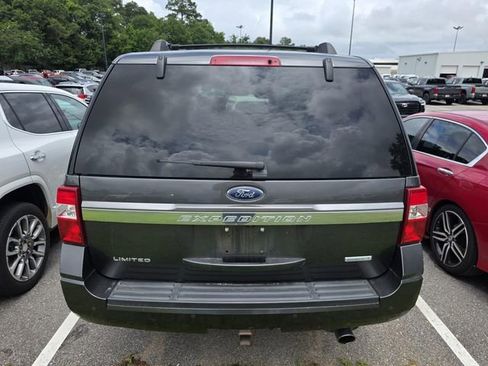 Used 2017 Ford Expedition Limited w/ Equipment Group 301A RWD image 3
