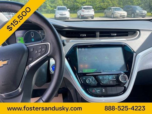 Used 2017 Chevrolet Bolt Premier w/ Driver Confidence II Package FWD image 11