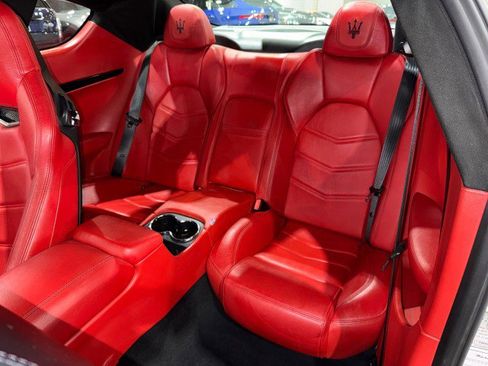 Used 2015 Maserati GranTurismo Sport image 13