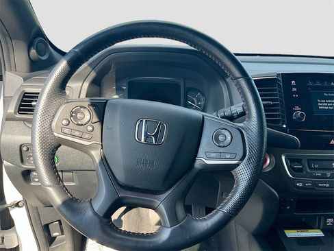 Used 2023 Honda Passport TrailSport image 11