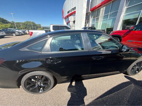Used 2026 Honda Civic Sport image 4