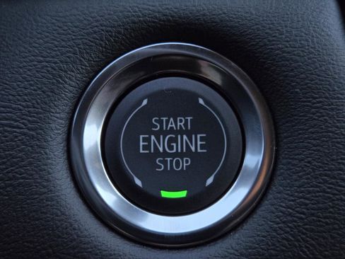 New 2026 GMC Canyon Elevation w/ Convenience Package image 10