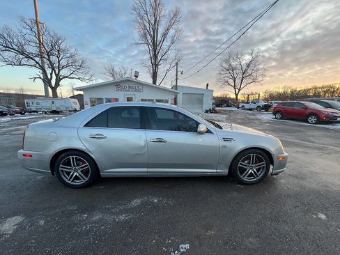 Used 2008 Cadillac STS V8 image 5