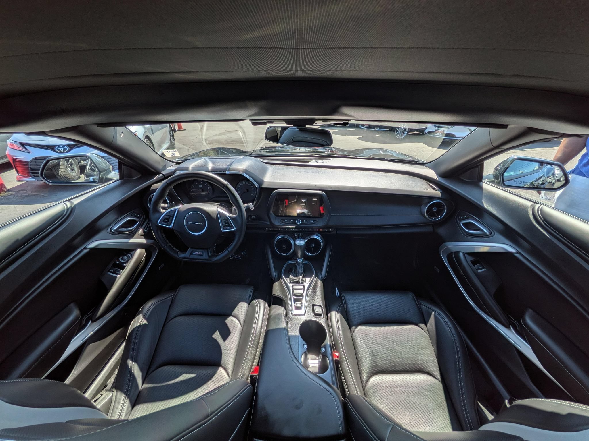 Used 2016 Chevrolet Camaro SS RWD image 8