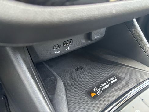 Used 2024 Buick Envista Sport Touring w/ Convenience I Package image 27