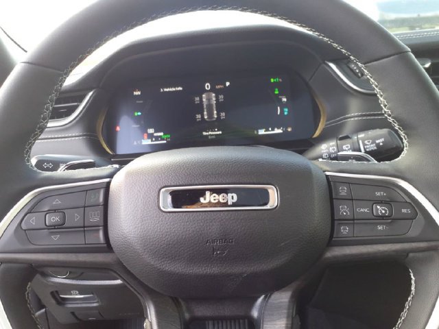 New 2024 Jeep Grand Cherokee Limited 4xe AWD/4WD image 14